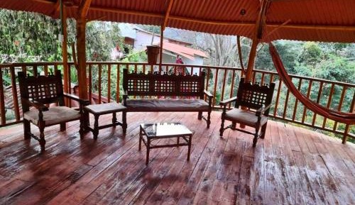 Deluxe Bungalow with Garden View