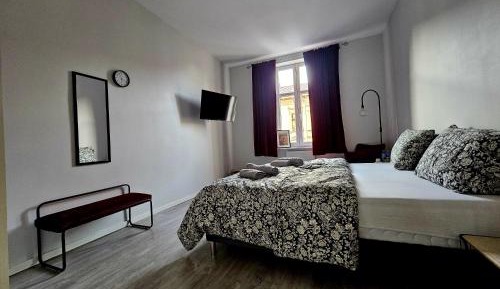 Large Double Room