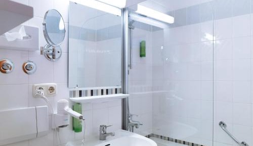 Superior Double or Twin Room with Mountain View