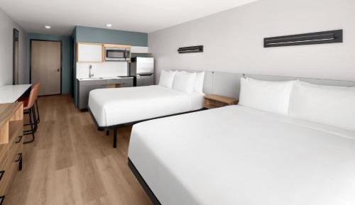 Suite with Two Queen Beds