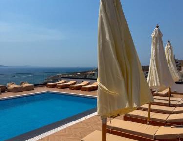 Two-Bedroom Apartment with Balcony and Sea View