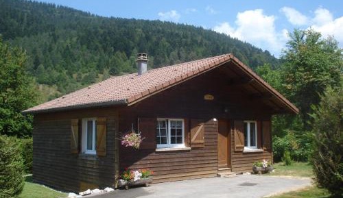 Holiday Home (4 Adults)