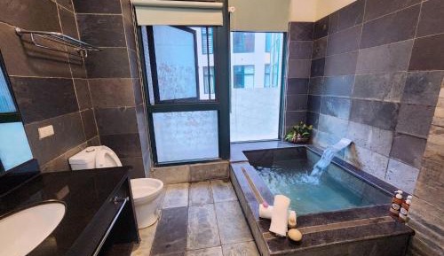 Apartment - Split Level