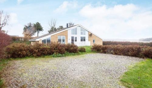 Five-Bedroom Holiday Home