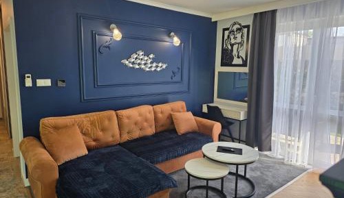 One-Bedroom Apartment with Terrace