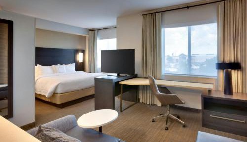 King Studio Suite with Sofa Bed