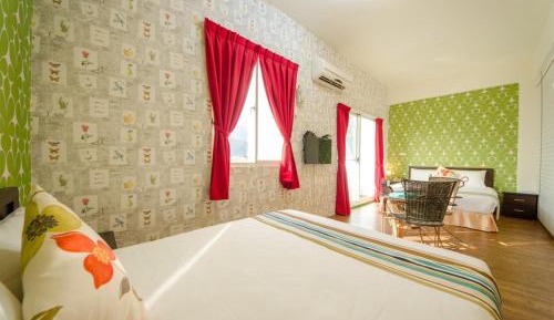 Quadruple Room with Terrace