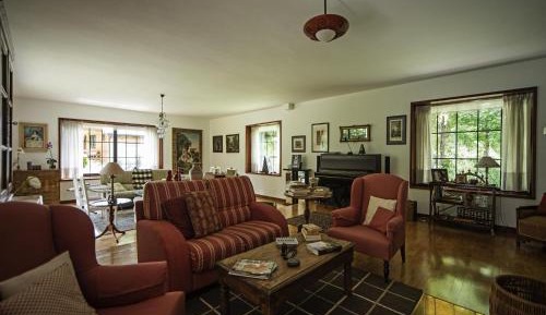 Four-Bedroom Holiday Home