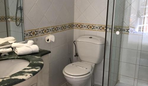 Queen Room with Pool View