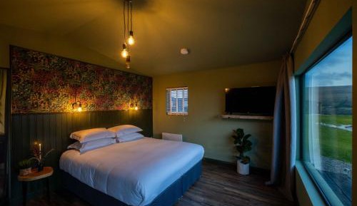 Deluxe Double or Twin Room with Sea View