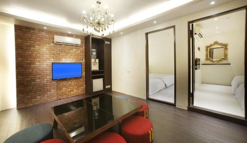 Superior Family Room