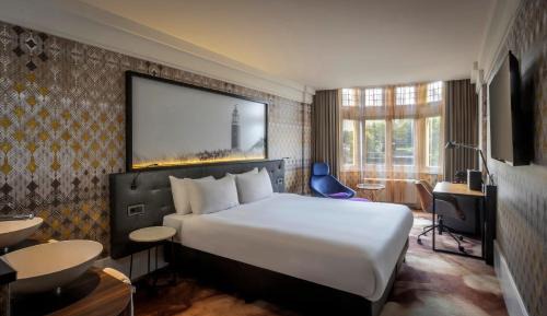 Deluxe Double with Canal View