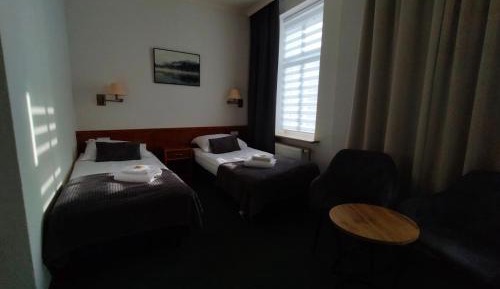 Large Double or Twin Room