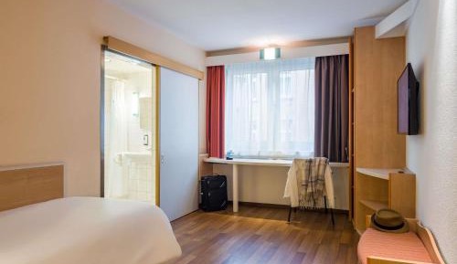 Standard Twin Room - Accessible