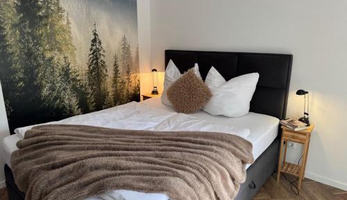 Apartment with Mountain View