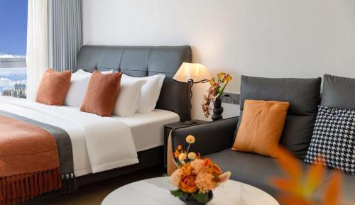 Studio with Sofa Bed