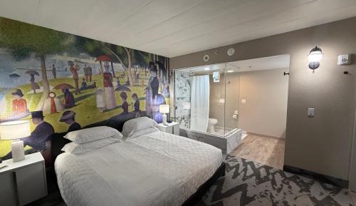 Deluxe King Suite