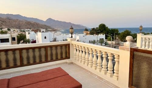 Studio Apartment with Sea View