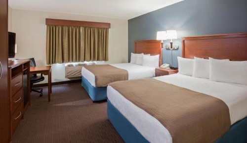 Queen Room with Two Queen Beds - Non-Smoking