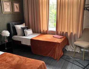 Twin Room with Shared Toilet