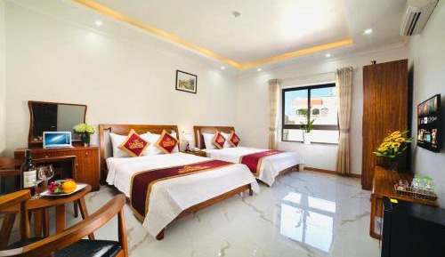 Twin Room with View