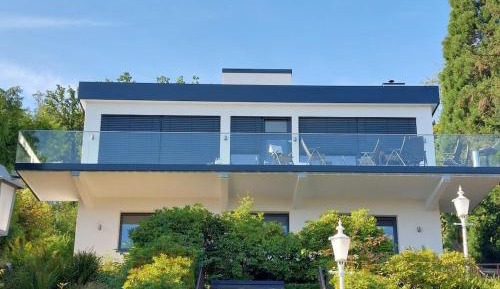 Twelve-Bedroom Holiday Home