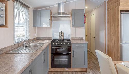 Mobile Home 3