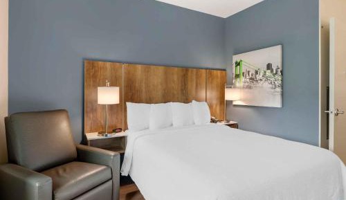 Standard Studio 1 Queen Bed Nonsmkng