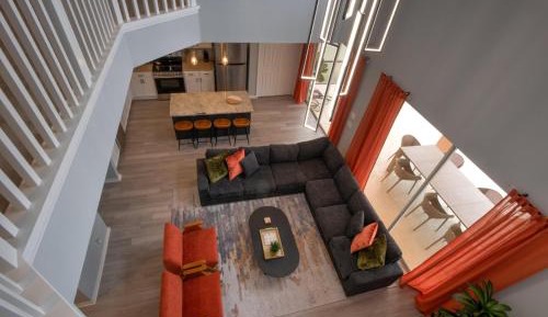 Six-Bedroom Villa 