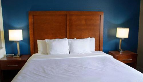 King Room - Non-Smoking