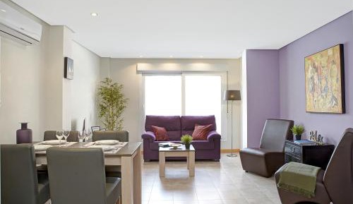 Two-Bedroom Deluxe Apartment