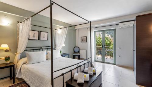 Superior Double Room with Balcony