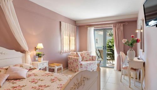 Deluxe Double Room with Castle View