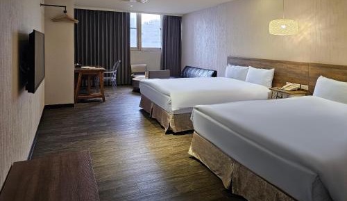 Deluxe Quadruple Room