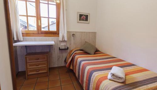 Single Room with Private Bathroom