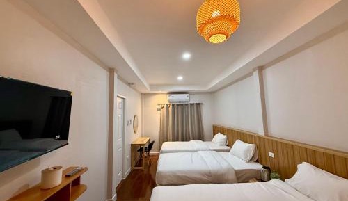 Deluxe Quadruple Room