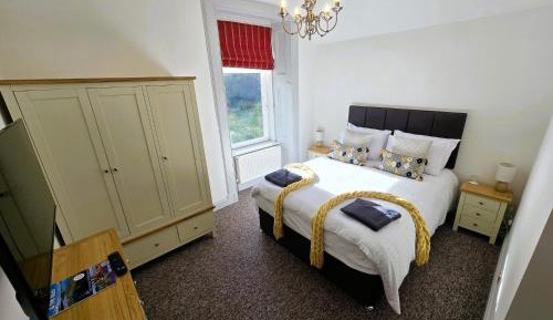 Room #426589304