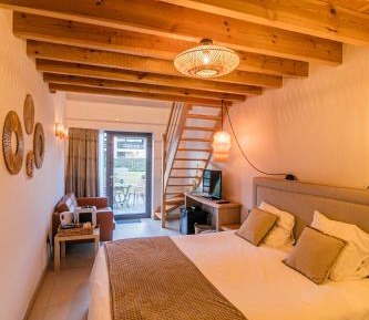 Quadruple Room with Garden View