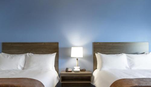 Standard Queen Room with Two Queen Beds