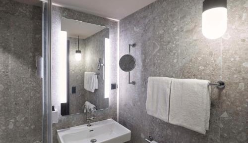 Standard Double Room with Kitchenette