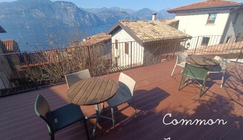 Studio Apartment with Street View