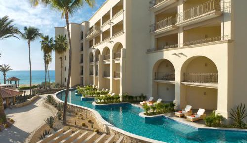 Junior Suite with Pool View