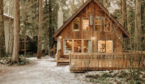 Three-Bedroom Cabin