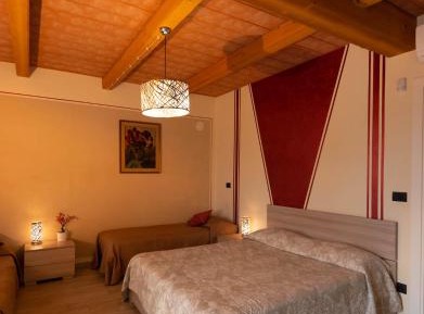 Triple Room with Mountain View