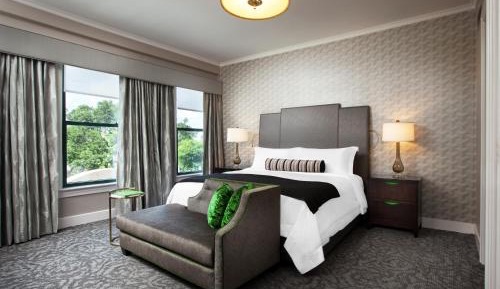 Guest room, 1 King, Garden view