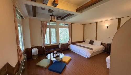 Triple Room with Mountain View