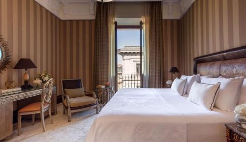 Premium Double or Twin Room City View