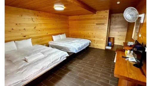 Queen Room with Two Queen Beds