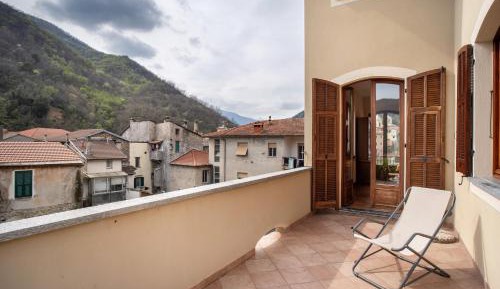 Three-Bedroom Superior Apartment