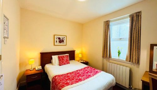 Single Room with Single Bed